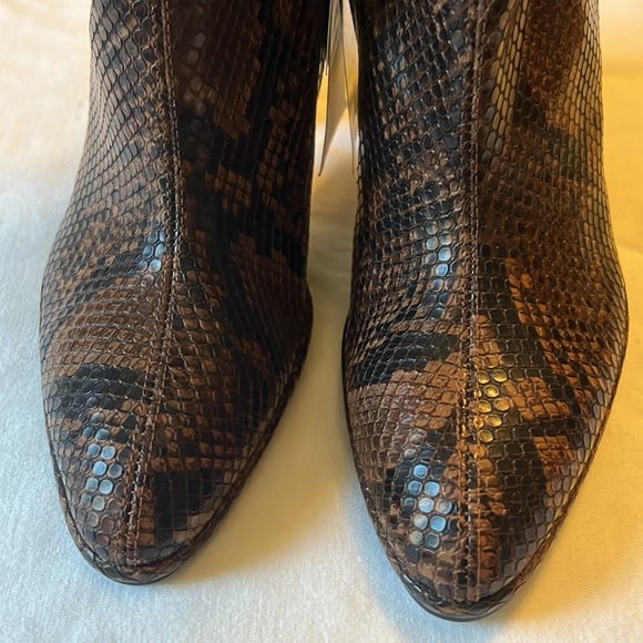Zara heeled boots with sake print size 37 (6.5) - Picture 10 of 11